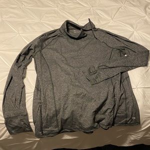 Gap 1/4 zip dark grey jersey